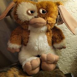 Vintage 2001 Gremlins Gizmo plush Toy
