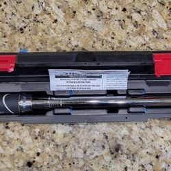 Husky 20 ft./lbs. to 100 ft./lbs. 3/8 in. Drive Torque Wrench