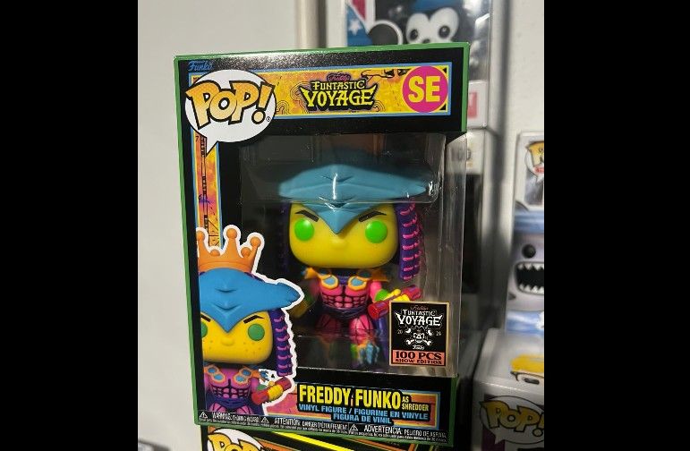 Funko Pop Freddy Funko as Shredder Blacklight LE100