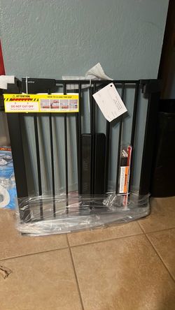 Baby gate or pet gate (Cumbor)
