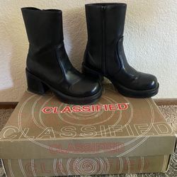 Classified Black Boots 7.5