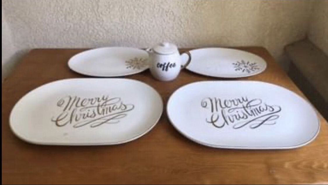 Brand new heavy porcelain Christmas serving platters and carafe bundle set.