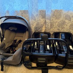 Nuna Pipa Car seat And Bases With Uppa Baby Adapter 
