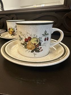 Royal Doulton Cornwall 1975 tea Set For 10 Person / Vintage/ Fruit/ Fall/ Thanksgiving
