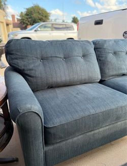 2 Lazyboy sofa, couch.