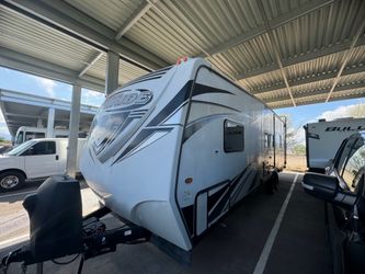 2019 eclipse attitude 28 ibg with 1 slide out