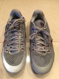 Nike tennis shoes