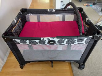 Graco pack n play