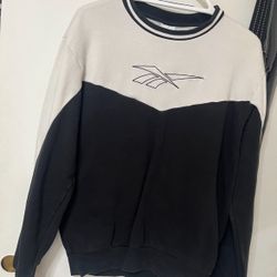 REEBOK CREWNECK