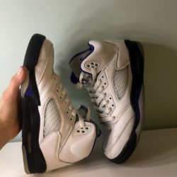 Jordan 5,  size 6 M/ 7.5w,  White/purple