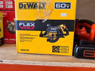 Dewalt FLEXVOLT 60V MAX Cordless Brushless 7-1/4 in. Wormdrive Style Circular Saw (Tool Only)