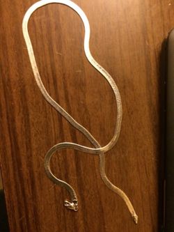 White gold plated snake style chain