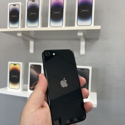iPhone SE 3rd Gen Unlocked 64gb