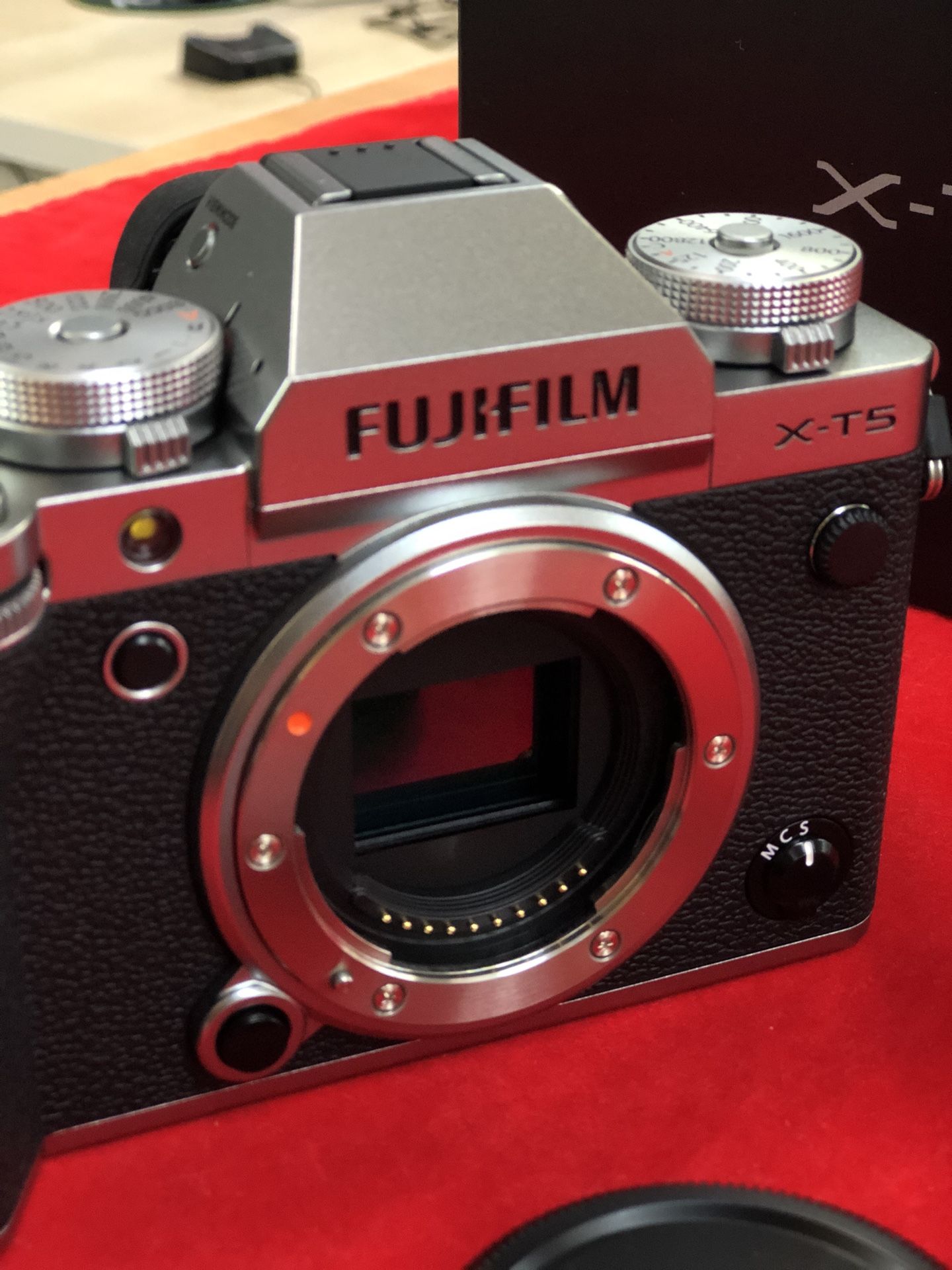 FUJIFILM X T5 Mirrorless Camera