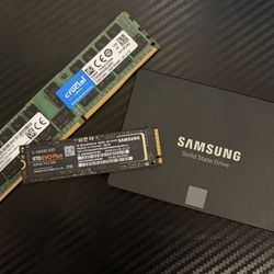 Samsung 970 EVO Plus 2TB + 870 EVO 1TB + 32GB DDR4 PC Parts