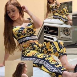 New Women's 2 Piece Set Size S/M/L