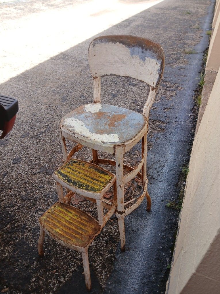 Yellow Cosco folding step stool chair | Vintage rusty metal chair | Mid century rustic plant stand | Retro industrial kitchen decor