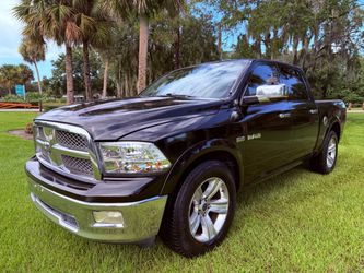 Dodge Ram 1500 Crew Cab Pickup Truck