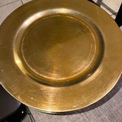 23 Gold Charger Plates