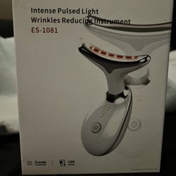 Intense Pulsed Light Wrinkle Reducing Instrument