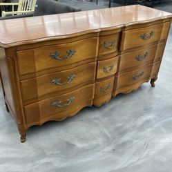 FARCHER Dresser - Beautiful!!!!!! 66x21x34