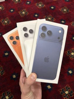 iPhone 17 Pro Max - Unlocked - 256GB