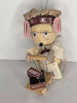 Vintage Hershey's Chocolate Corn Husk Mouse Chef Ornament with Wooden Cart