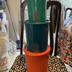 Tupperware Set