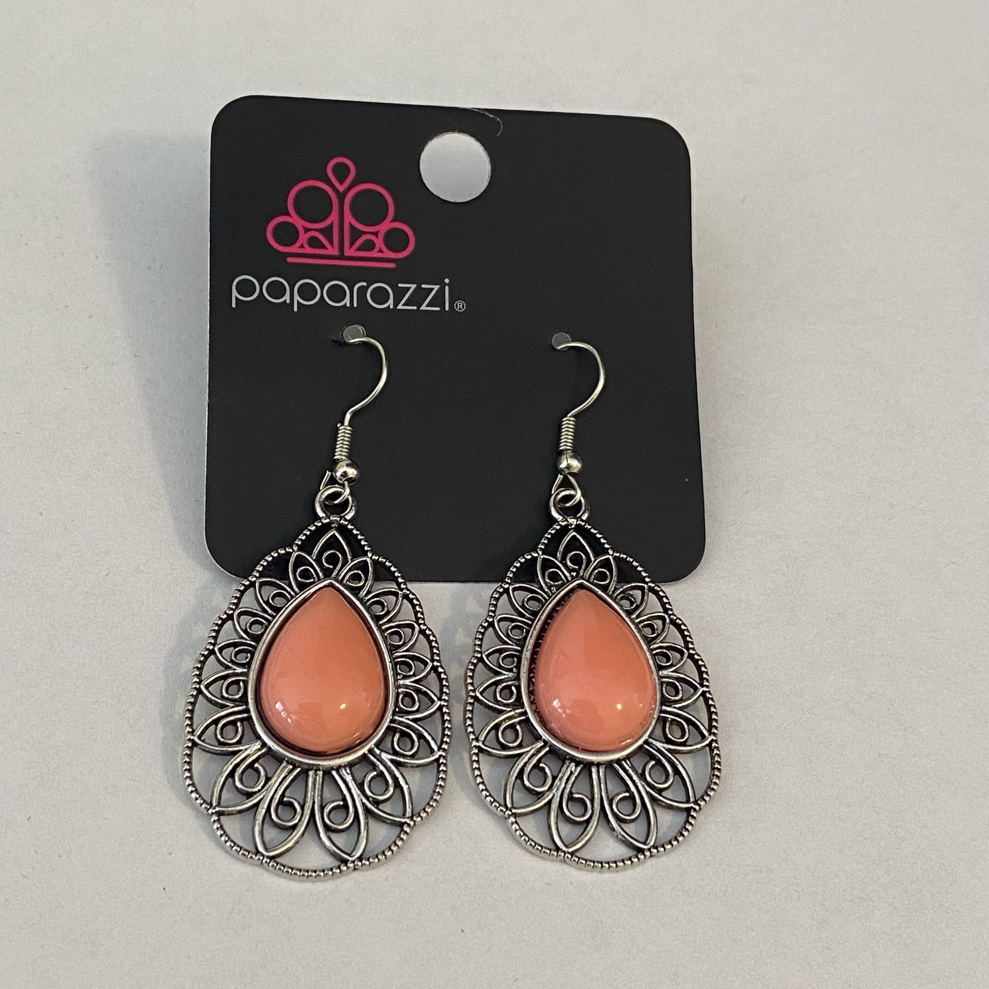 NWT Paparazzi Silver and Coral Teardrop Earrings