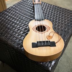 Mini guitar