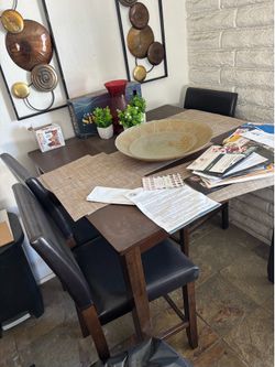 Dinner Table and 4 high chairs