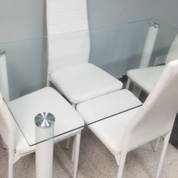💥DINING TABLE WITH 4 CHAIRS BRAND NEW 