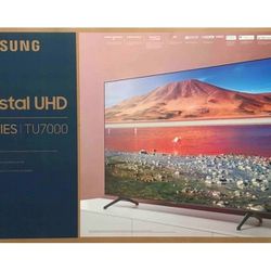 Samsung 55 Crystal UHD 7 Series 4K UHD HDR Smart TV wAlexa (UN55TU7000FXZA)

