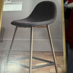 1 Copley Counter Stool