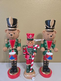 Teddy bear nutcrackers LED lights up