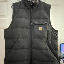 Carhartt montana loose fit insulated vest (SIZE S)