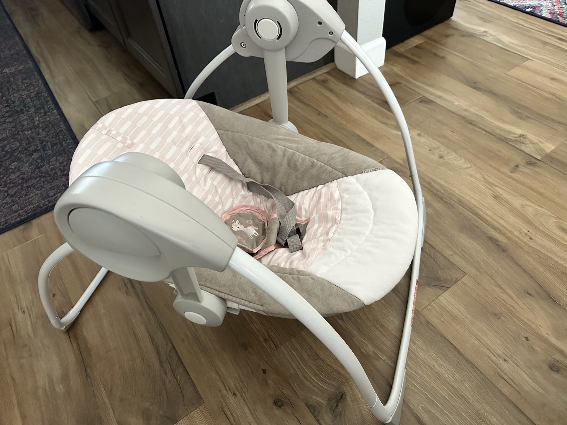 Ingenuity Comfort 2 Go Compact Portable Baby Swing with Music