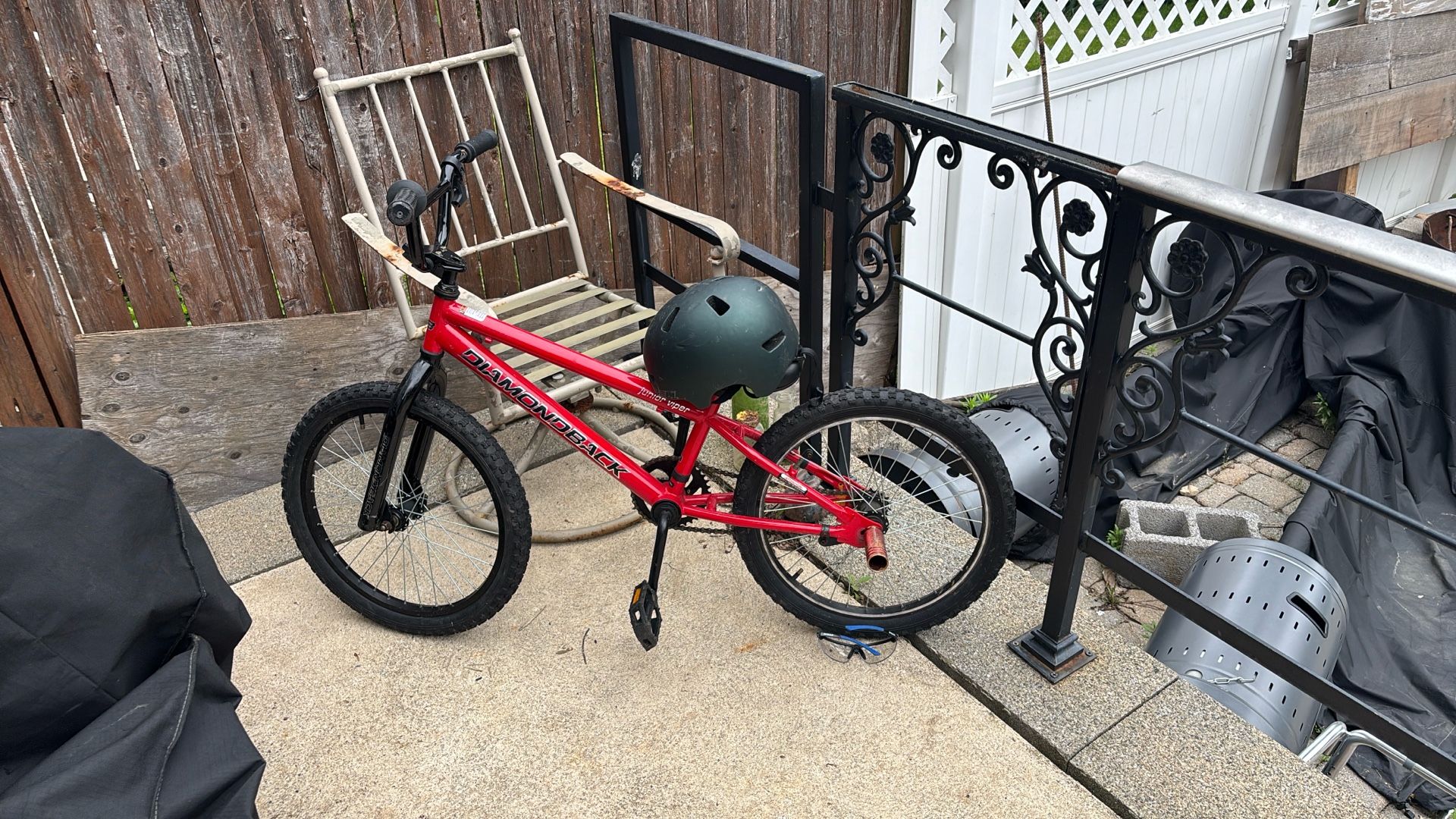 It’s A Jr Diamondback Mountain Bike, Red