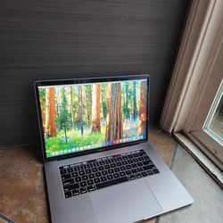 MacBook Pro 15" i9 32GB RAM 500gb SSD 100% batteryhealth | Adobe, Final Cut,Logic, Office Best Offer