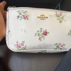 Coach hand bag w golden purse strap