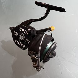 Vintage Spin reel 