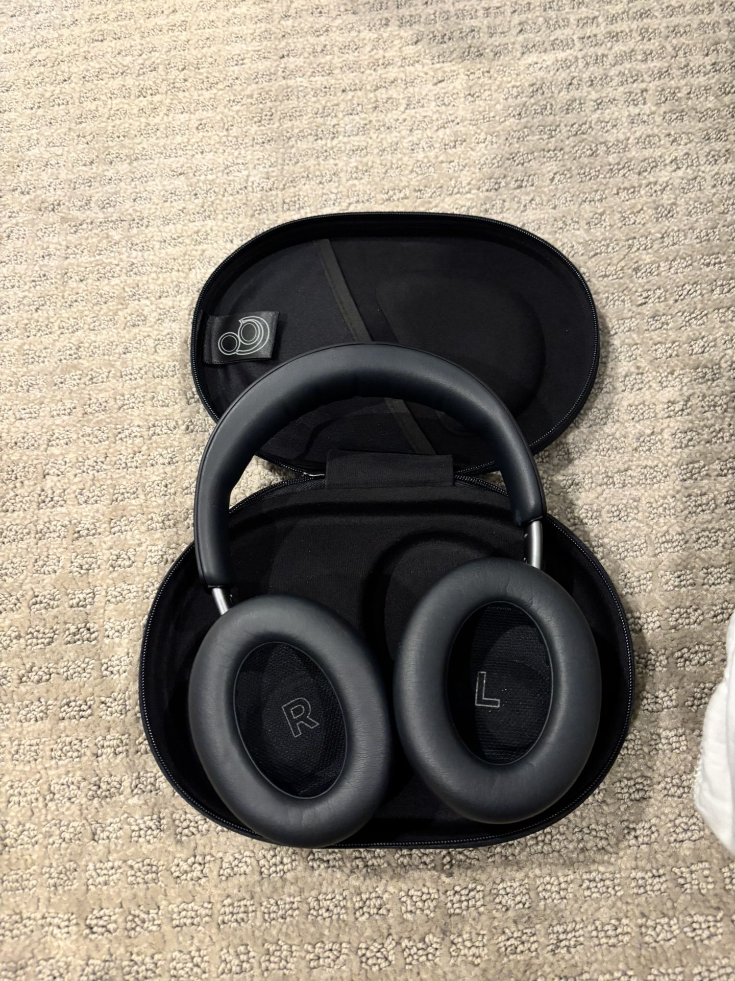 Bose Quite Comfort Headphones