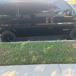 01 CHEVY EXPRESS 3500 $4500