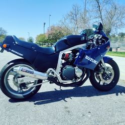 1986 Suzuki GSXR 750