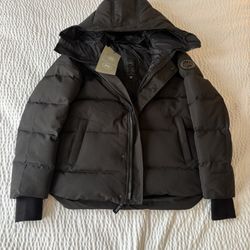 Black Canada Goose Black Badge