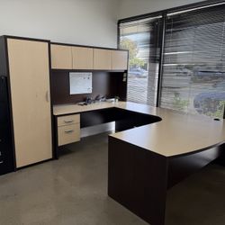 NEED GONE - Office Desks, Chairs, Etc