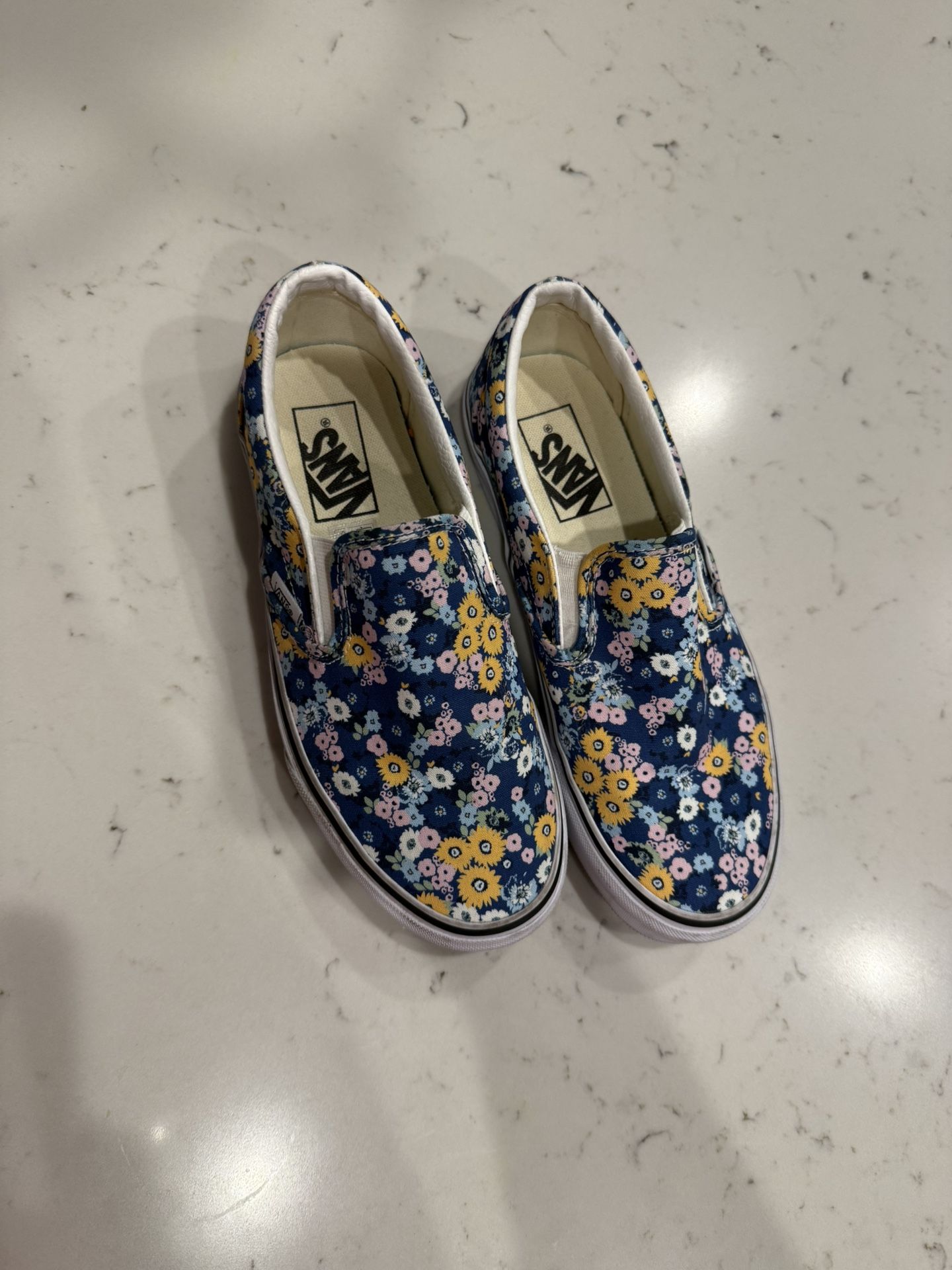 Vans slip-ons