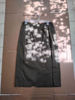 Size 12 Women's Army Green Southern Expressions Skirt