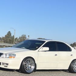 18x9.5 +15 Klutch Rims