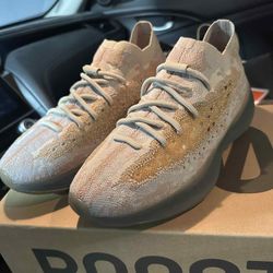 Yeezy pepper size 10.5